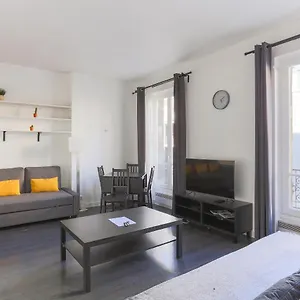  Appartement Champs De Mars